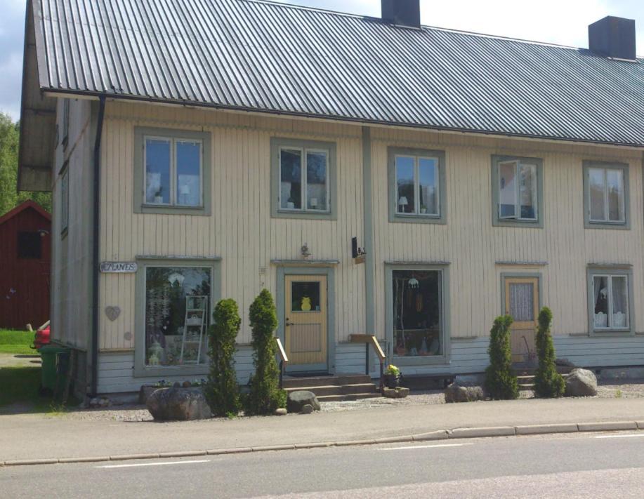 Manes Apartment Undenäs Exterior foto
